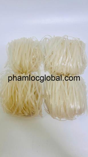 WHITE ROLL RICE NOODLE