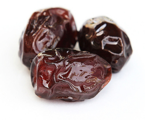 Khenaizi Dates
